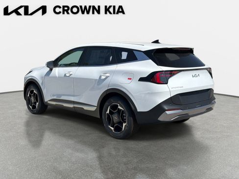 New 2026 Kia Sportage EX FWD image 7