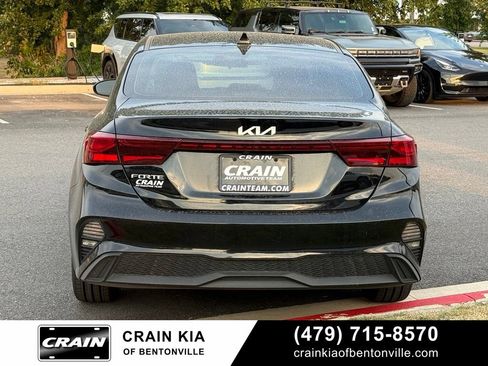 Certified 2024 Kia Forte LXS FWD image 6