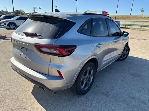 Used 2024 Ford Escape ST-Line w/ Tech Pack #1 FWD image 11
