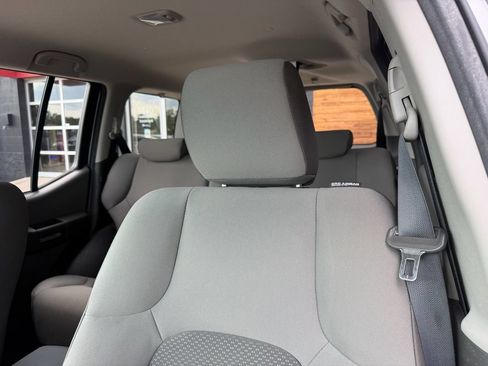 Used 2011 Nissan Xterra S w/ 4X4 Value Package image 23