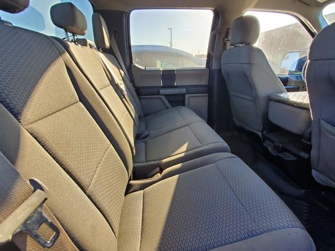 Used 2017 Ford F150 XLT image 6