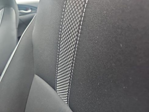 Used 2021 Honda Civic Sport image 15