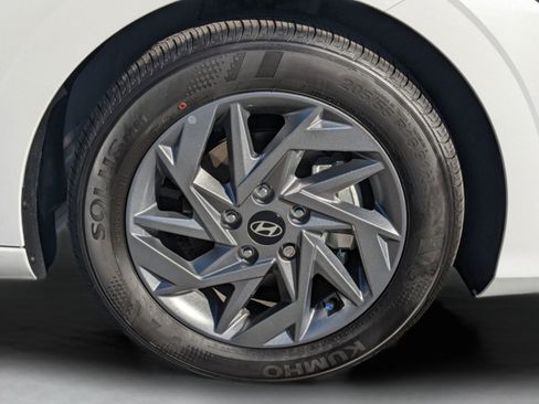 New 2026 Hyundai Elantra Sport FWD image 14