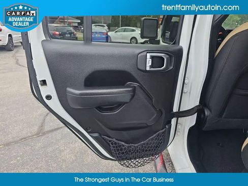 Used 2022 Jeep Gladiator Sport image 26