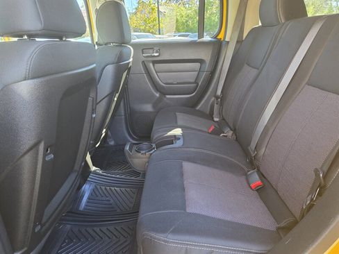 Used 2007 HUMMER H3 image 19