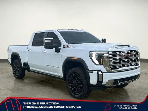 New 2026 GMC Sierra 2500 Denali w/ Denali Reserve Package AWD/4WD image 8