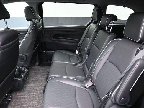 Certified 2024 Honda Odyssey Elite image 28