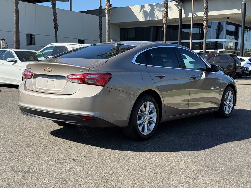 Used 2022 Chevrolet Malibu LT FWD image 7