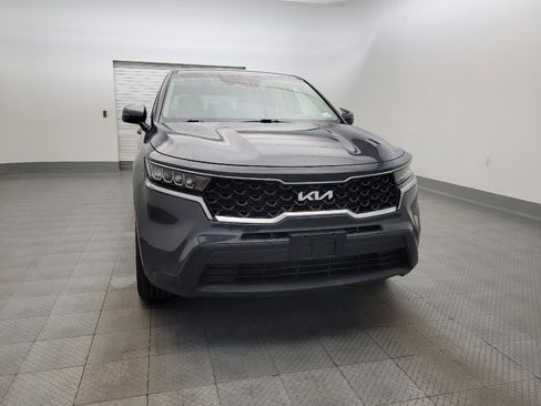 Used 2022 Kia Sorento LX AWD/4WD image 14