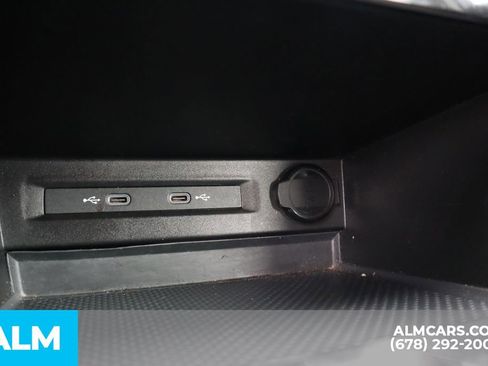 Used 2024 Volkswagen Taos S image 32