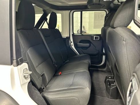 Used 2020 Jeep Wrangler Unlimited Sport S AWD/4WD image 17