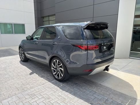 Used 2025 Land Rover Discovery S AWD/4WD image 2