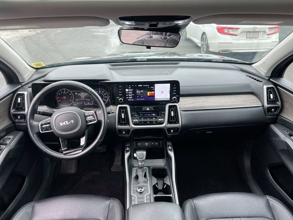 Used 2023 Kia Sorento S w/ Panoramic Sunroof Package AWD/4WD image 20