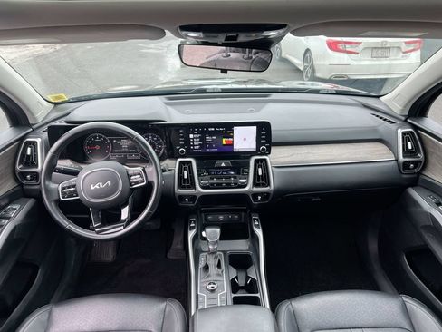 Used 2023 Kia Sorento S w/ Panoramic Sunroof Package AWD/4WD image 20