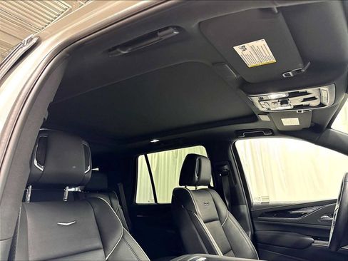 Used 2024 Cadillac Escalade Sport w/ LPO, ONYX Package AWD/4WD image 26