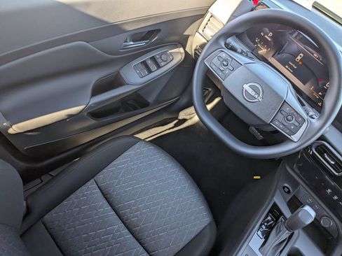 Used 2026 Nissan Sentra SV w/ Floor Mat Package FWD image 15