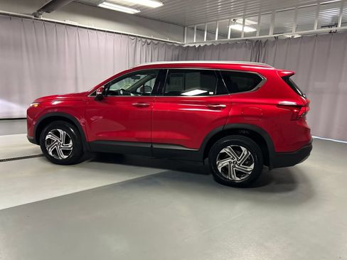 Used 2023 Hyundai Santa Fe SEL w/ Cargo Package AWD/4WD image 4