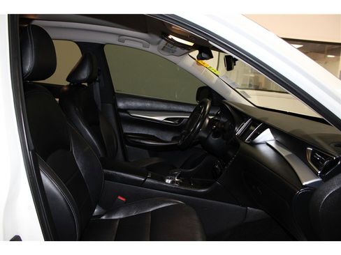 Used 2020 INFINITI QX50 Luxe image 23