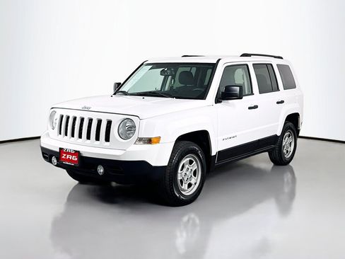Used 2017 Jeep Patriot Sport AWD/4WD image 1