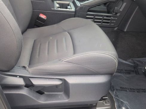 Used 2024 Toyota Tacoma TRD Off-Road image 27