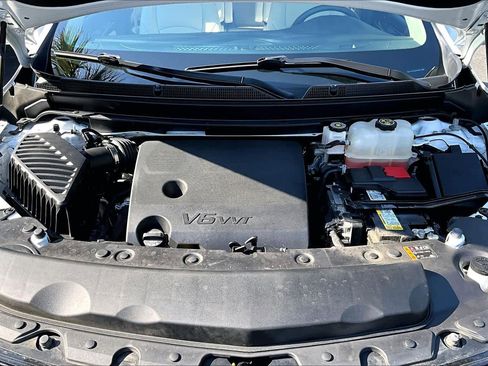 Used 2023 Buick Enclave Essence FWD image 31