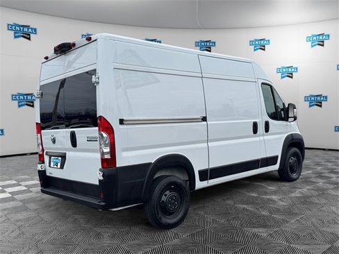 Used 2023 RAM ProMaster 1500 w/ Driver Convenience Group image 5