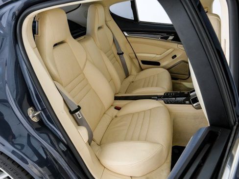 Used 2010 Porsche Panamera Turbo AWD/4WD image 37