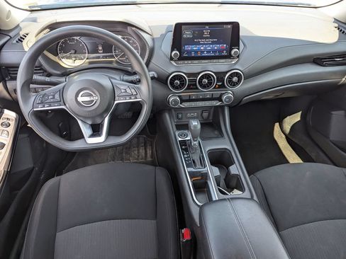 Used 2024 Nissan Sentra SV FWD image 27