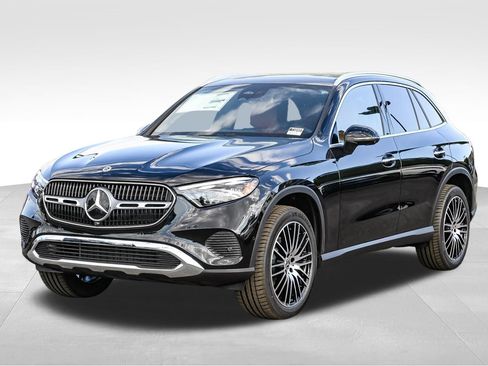 New 2026 Mercedes-Benz GLC 300 image 3