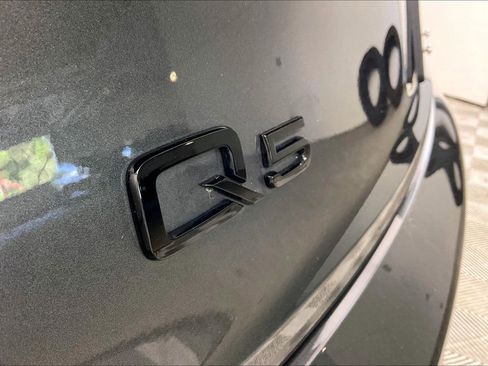 Used 2024 Audi Q5 2.0T Prestige AWD/4WD image 33