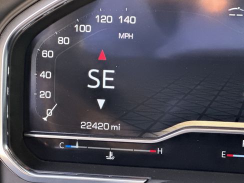 Used 2024 GMC Sierra 2500 AT4 w/ AT4 Premium Plus Package image 30