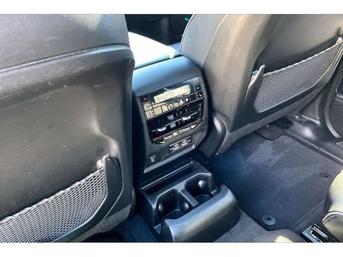 Used 2021 Jeep Grand Cherokee L Overland w/ Luxury Tech Group IV AWD/4WD image 35