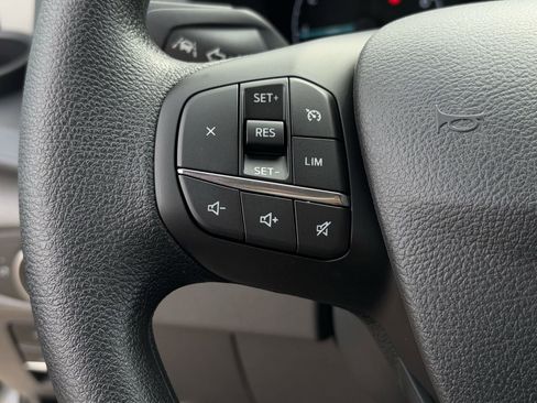 New 2025 Ford Transit 250 148 Medium Roof image 38