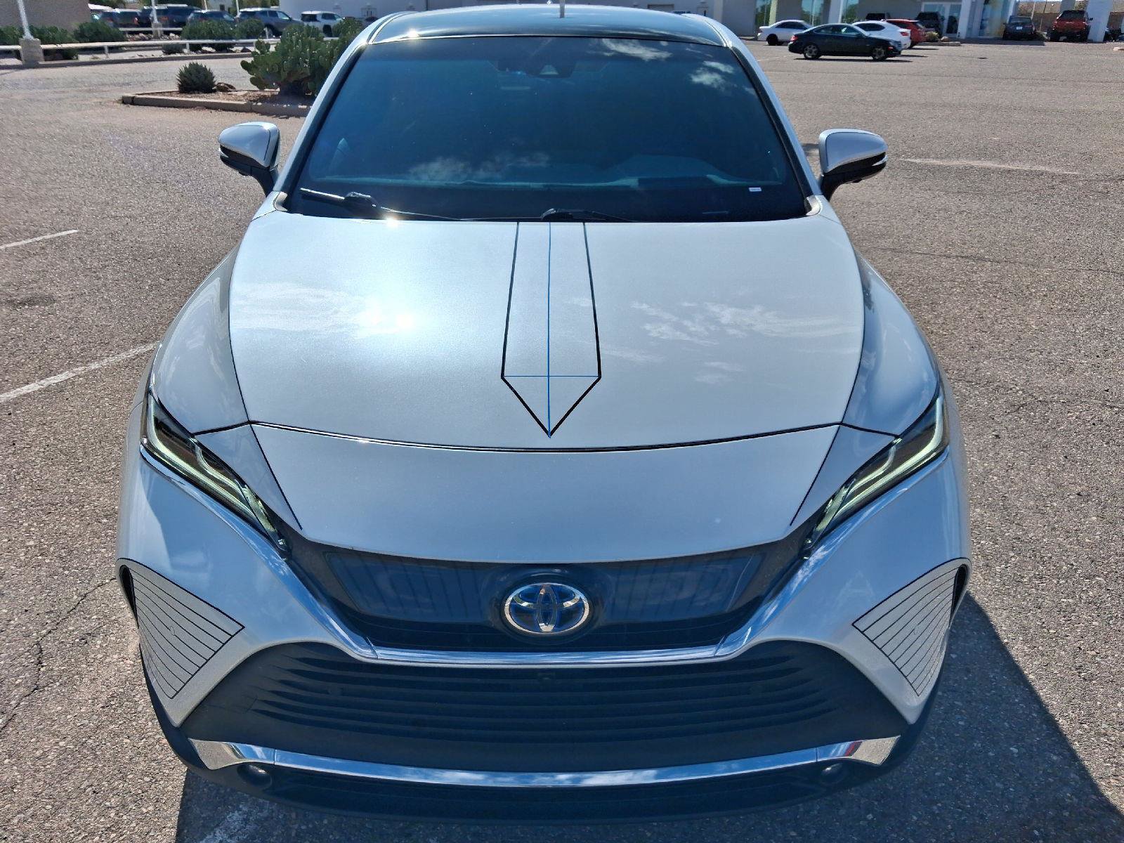 Used 2024 Toyota Venza Limited AWD/4WD image 8