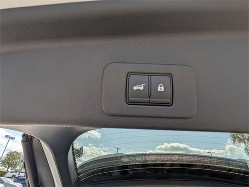 New 2025 Nissan Murano SL image 30