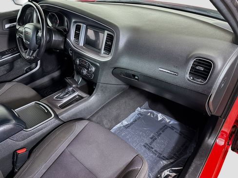 Used 2022 Dodge Charger SXT image 30
