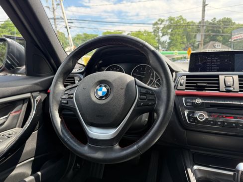 Used 2013 BMW 328i xDrive Sedan AWD/4WD image 18