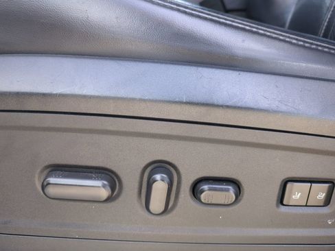 Used 2016 Lincoln Navigator Select image 20