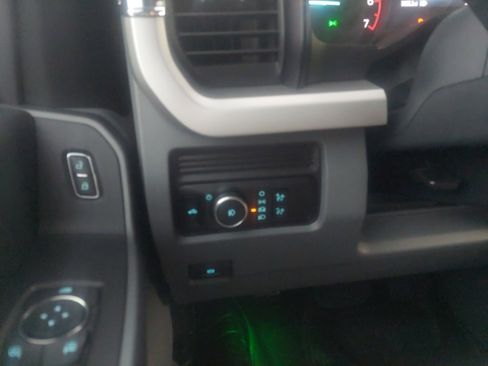 Used 2024 Ford F250 XLT w/ FX4 Off-Road Package image 17