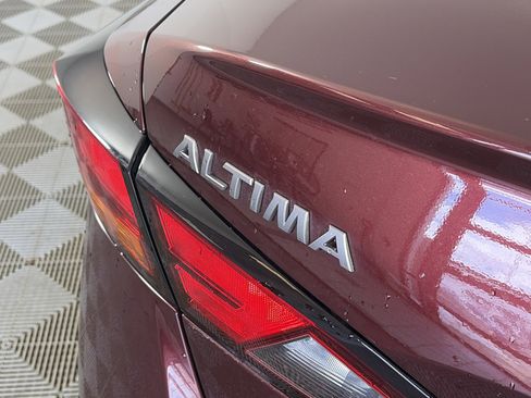 Used 2023 Nissan Altima 2.5 SV image 16