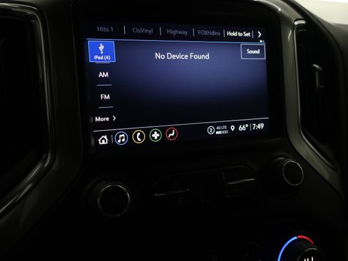 Used 2022 Chevrolet Silverado 2500 LT w/ Convenience Package AWD/4WD image 11