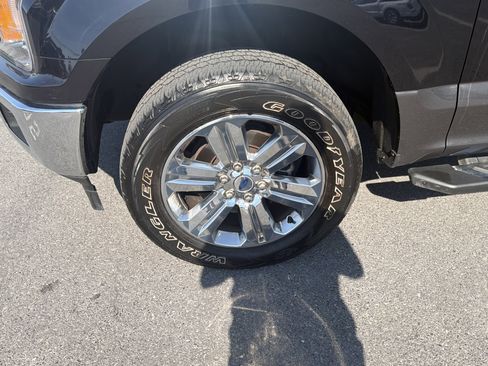 Used 2019 Ford F150 XLT w/ Equipment Group 302A Luxury AWD/4WD image 11
