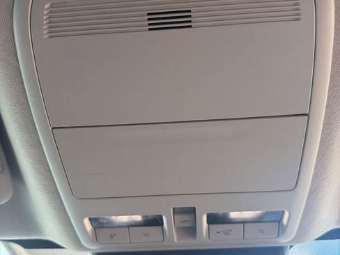 Used 2025 MAZDA CX-30 AWD 2.5 S w/ Preferred Package image 33