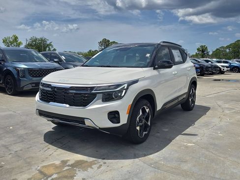 New 2026 Kia Seltos S FWD image 4