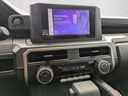 Certified 2025 Toyota Tacoma SR5 AWD/4WD image 14