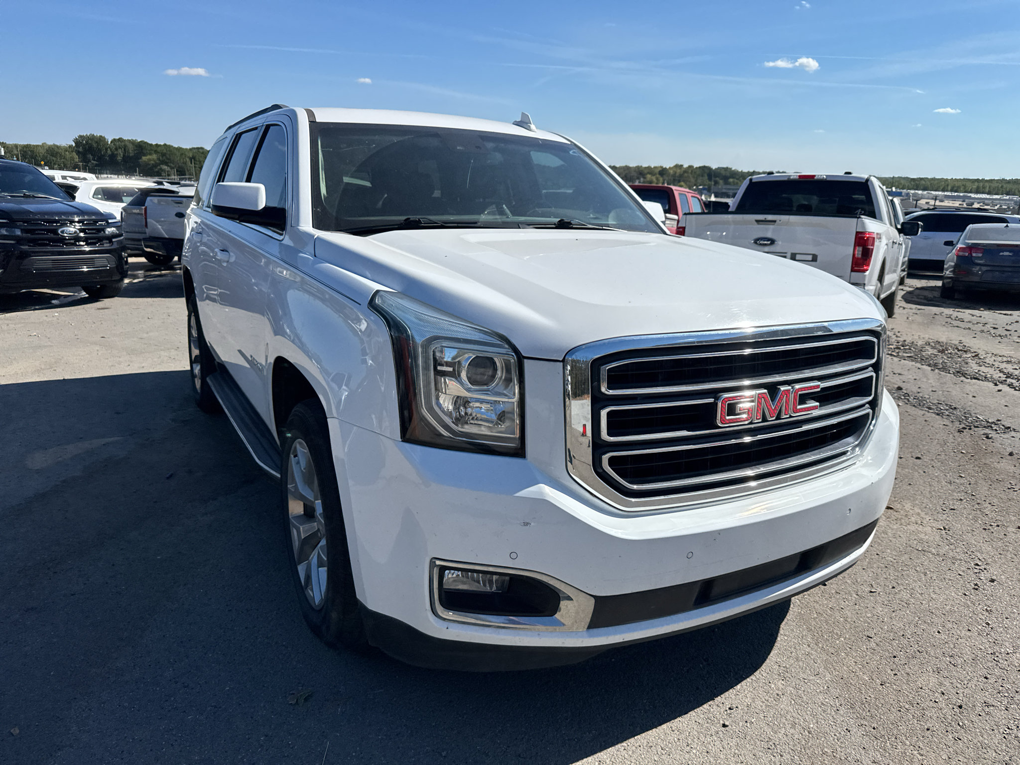 Used 2020 GMC Yukon SLT w/ Open Road Package RWD image 3
