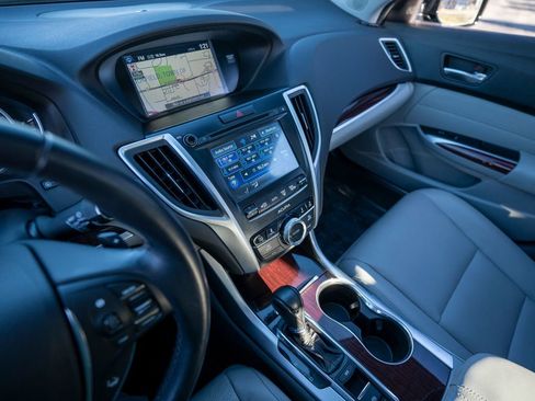 Certified 2016 Acura TLX w/ Technology Package image 28