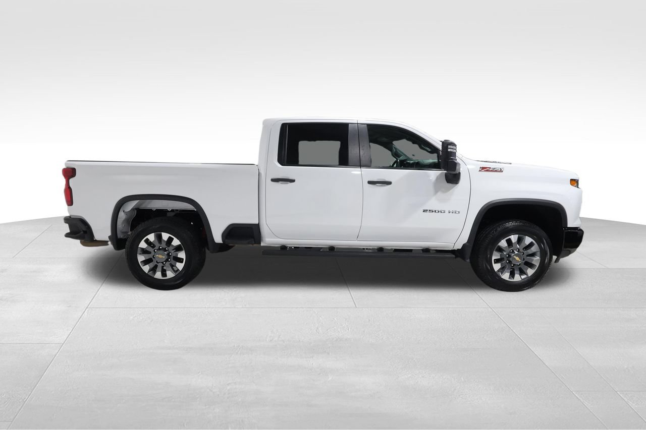 Used 2024 Chevrolet Silverado 2500 Custom w/ Custom Convenience Package AWD/4WD image 5