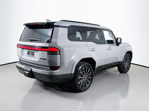 Certified 2026 Lexus GX 550 w/ Accessory Package (2T) AWD/4WD image 5