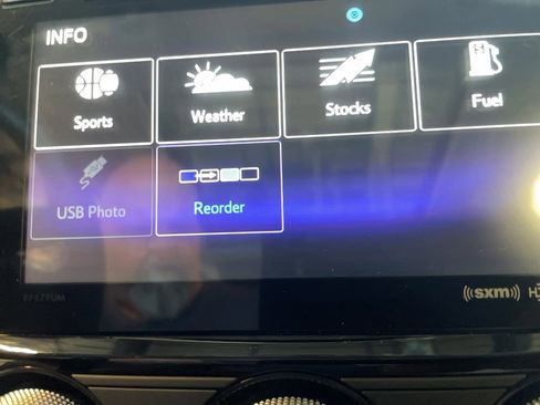 Used 2018 Subaru Forester 2.5i Premium image 12